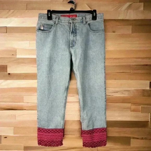 guess Vintage RARE Women's Light Wash Size 30 Jeans with Maroon Fringed Bottoms - Picture 1 of 5